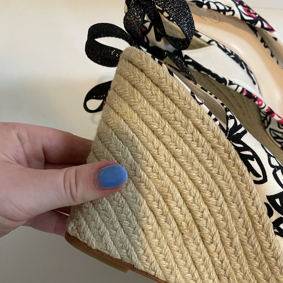 Coach Maritza Poppy Flower Wedge Sandals - Picture 5 of 9